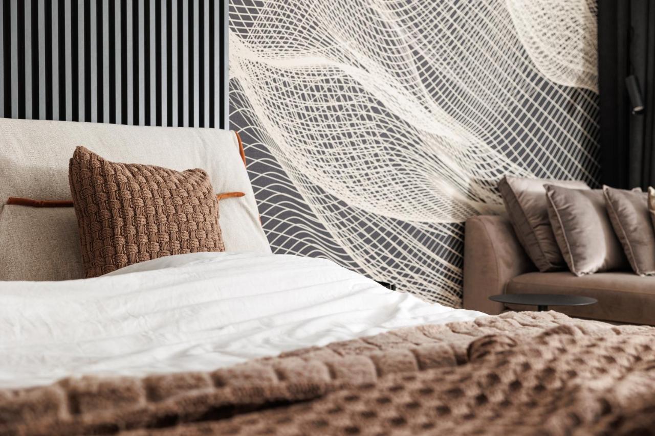Mandala Designer Apartments With Free Private Parking, Near Mall Coresi Μπρασόβ Εξωτερικό φωτογραφία
